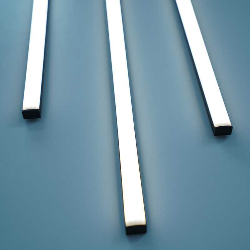 Oświetleniowe lampy LED na ścianę między lamele