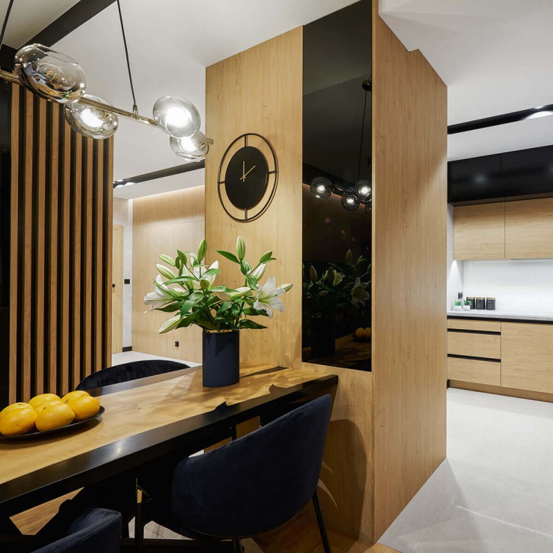 Slats on oak HDF board - Black MAT