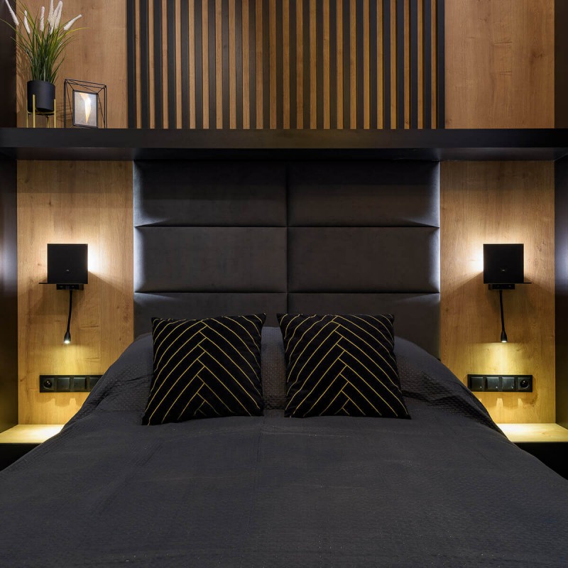 Slats on oak HDF board - Black MAT